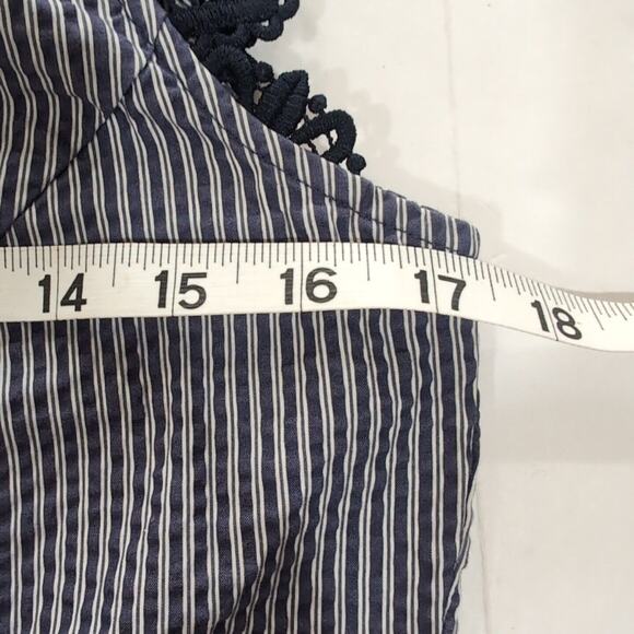 Cabi #5727 Top Blouse Women's Size S Small Navy White Seersucker Lace Cap Sleeve - Picture 11 of 15
